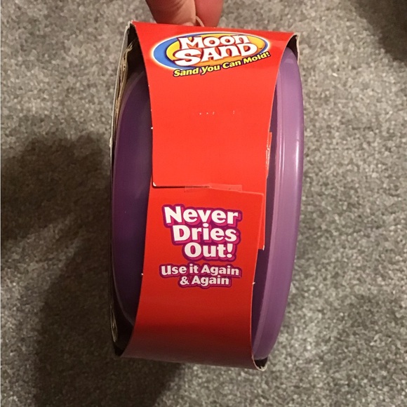 Two colors of Moon Sand 10oz - Picture 3 of 4